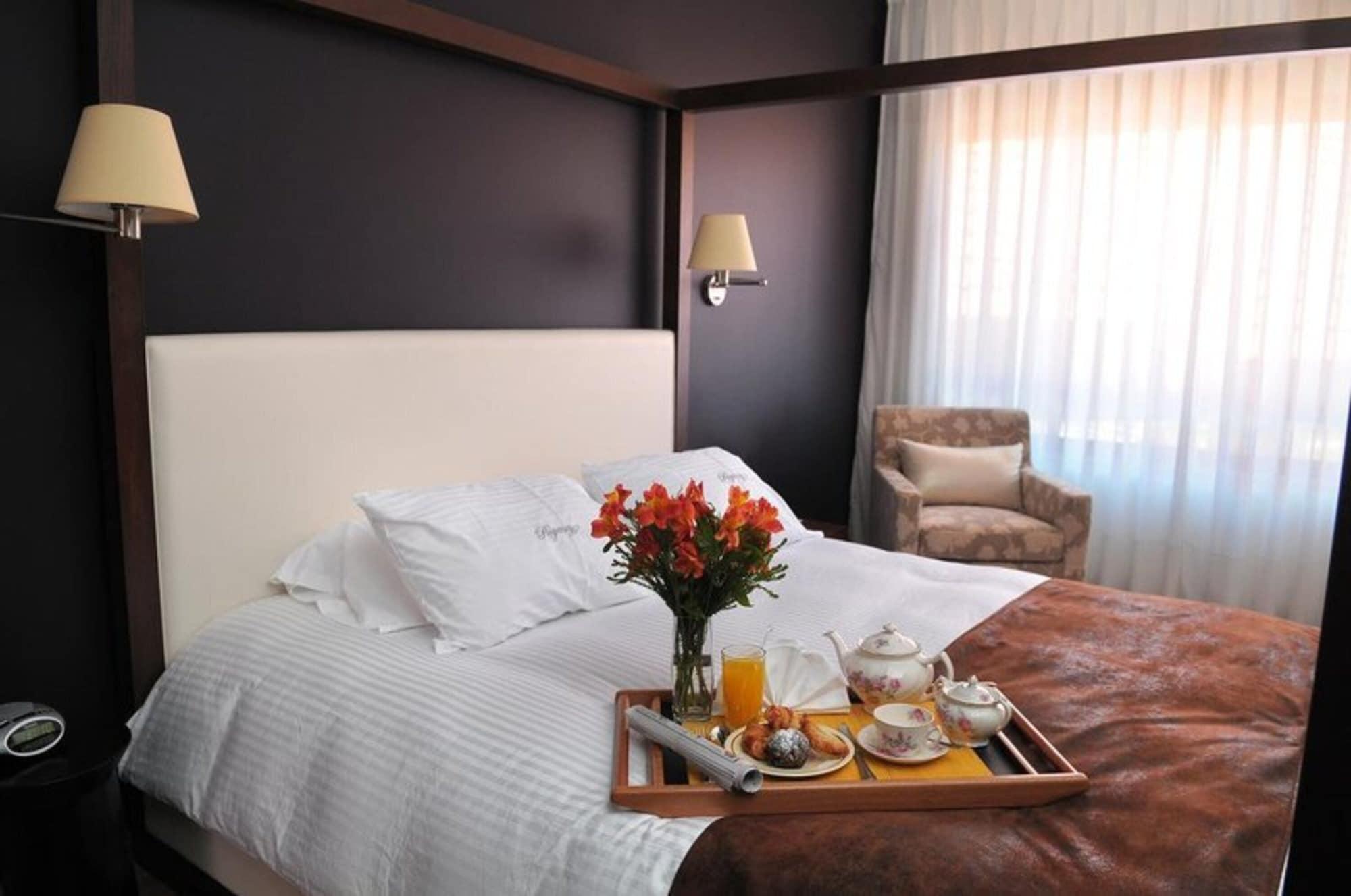 Regency Park Hotel Монтевидео Номер фото