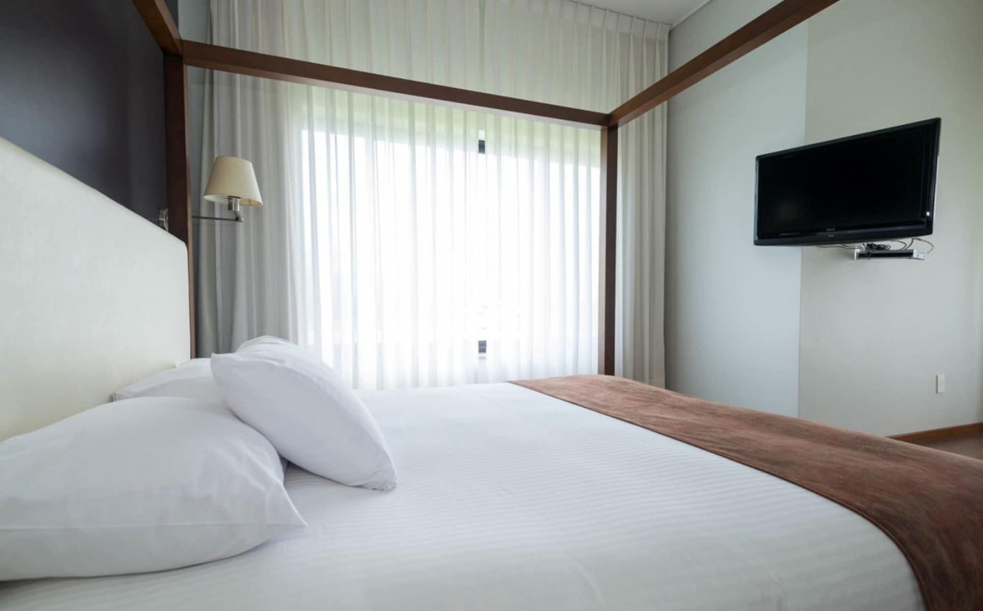 Regency Park Hotel Монтевидео Экстерьер фото