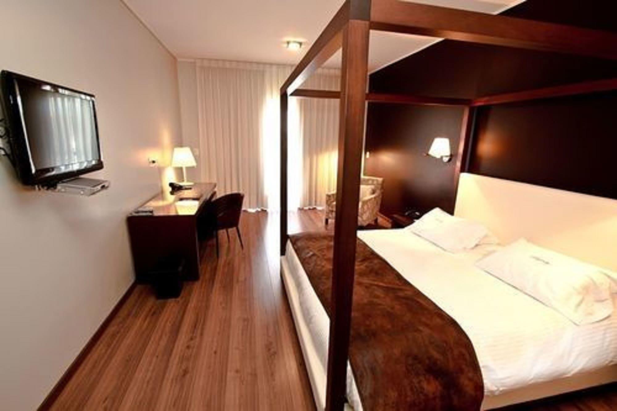 Regency Park Hotel Монтевидео Экстерьер фото